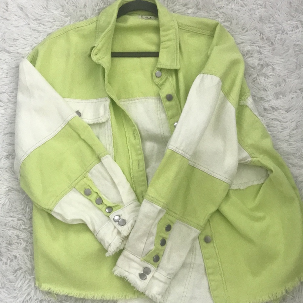 POL Shacket - Picture 3 of 12